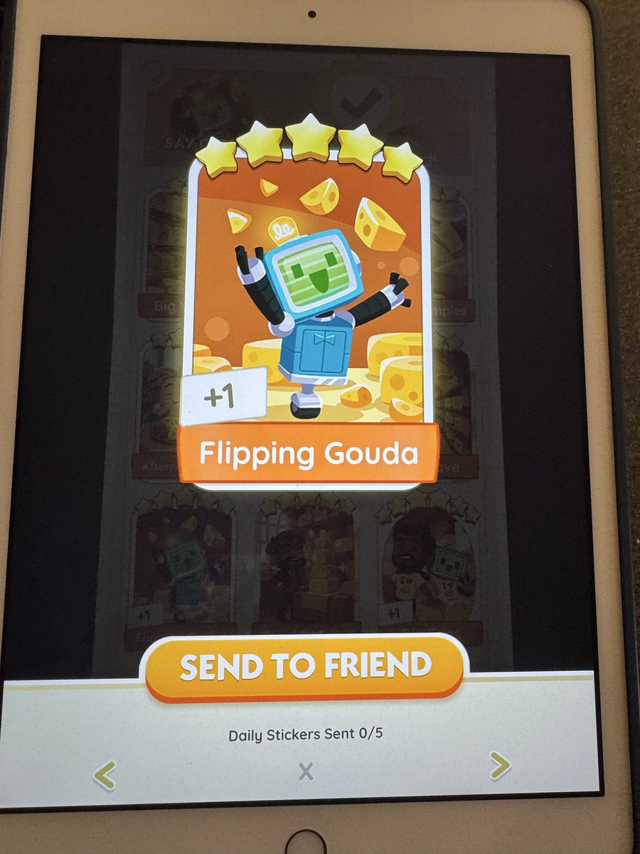 Kelly is Back-to-School 🍏 tweet media