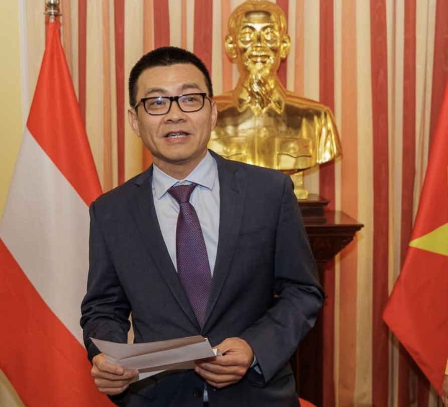 Dr Rudolf Thaler tweet media