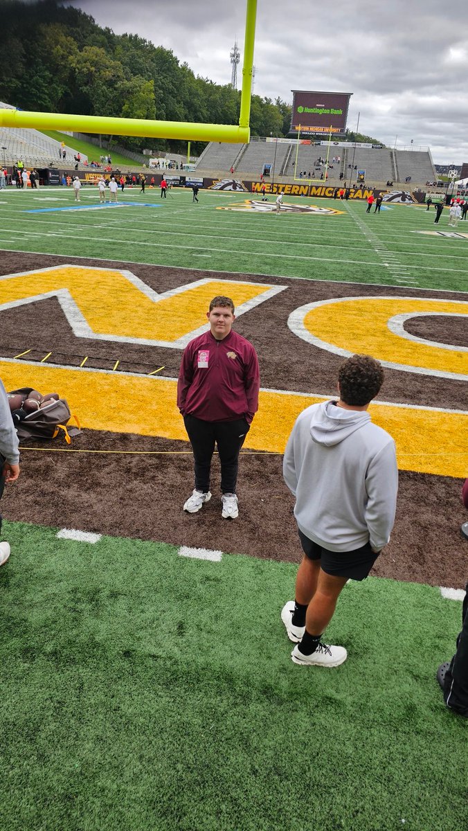 Derek Vickers tweet media