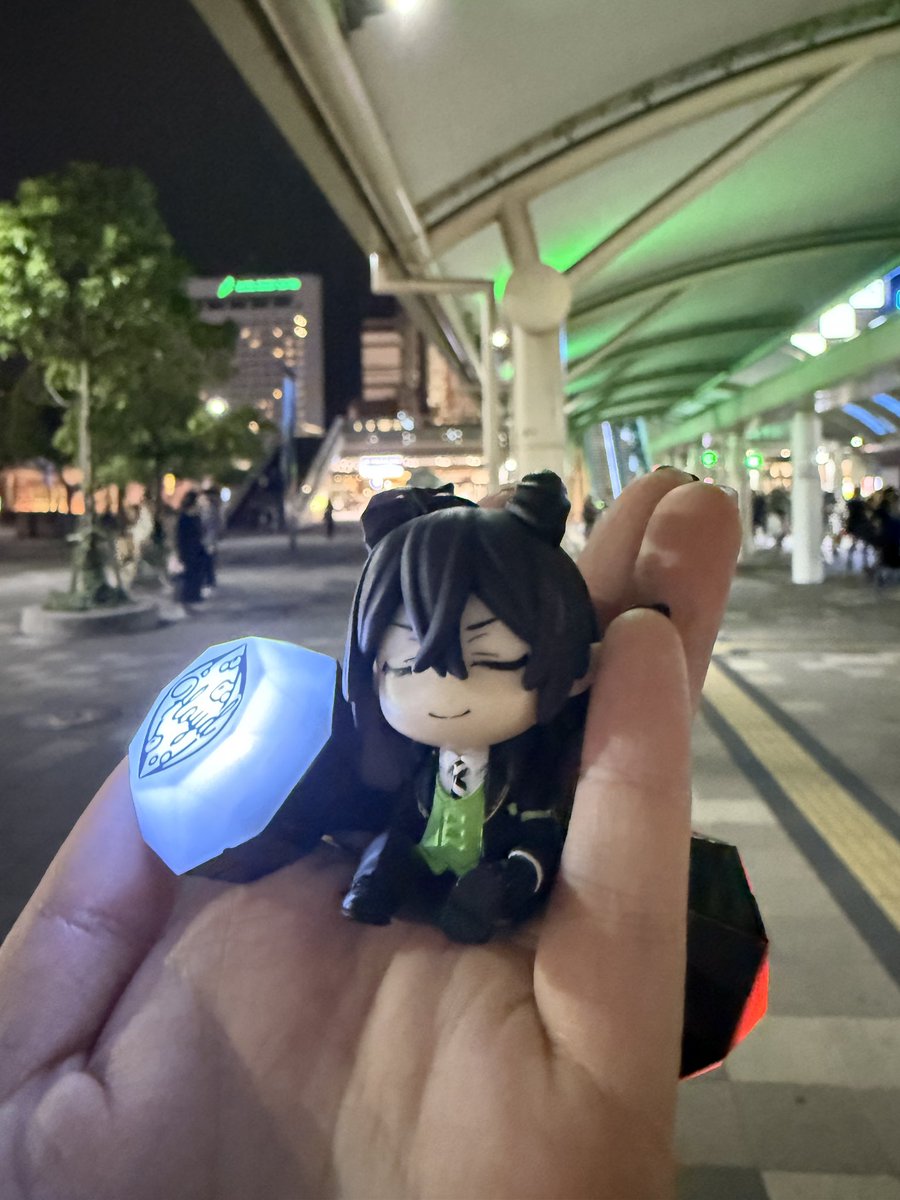 blueplanet0327's tweet photo. 楽しかった😭
ボッチ参戦したが周りも全員ボッチでなんか謎の安心した👼
来年もライブやってくださいお願い🥺 https://t.co/y0eHJlmAMn
