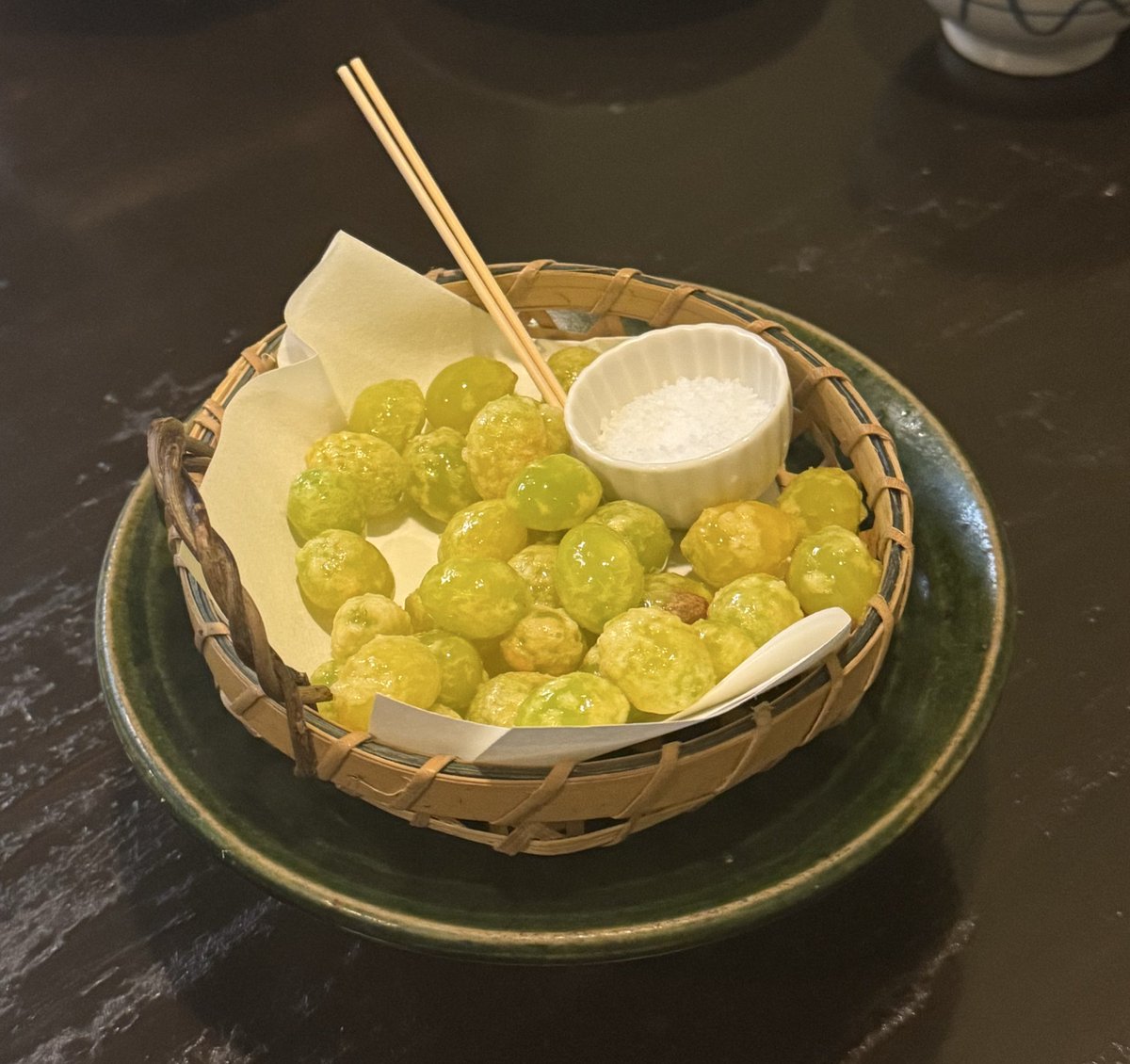 hrmst46's tweet image. 銀杏、おいしいですよね（違う

#そこ曲がったら櫻坂