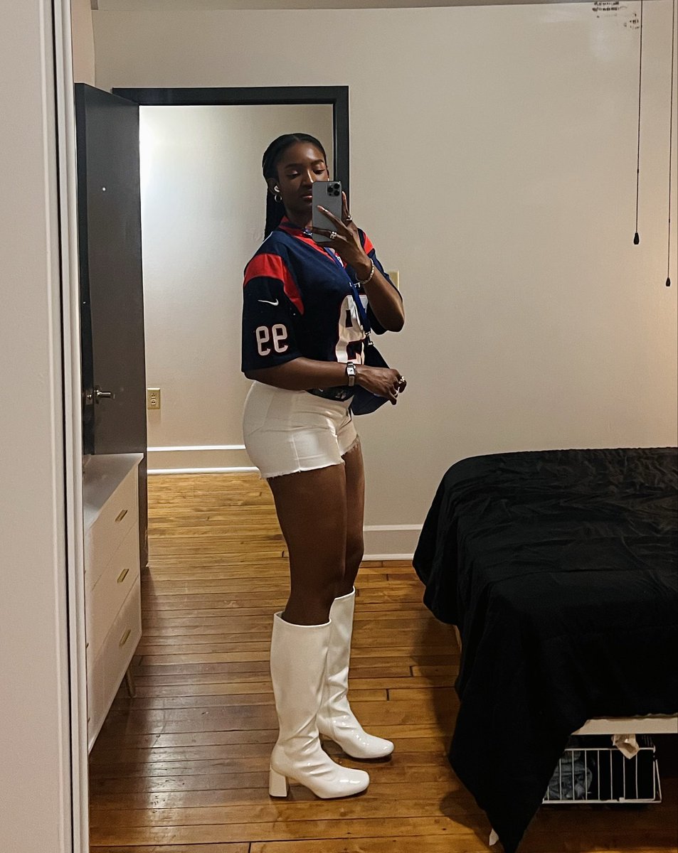 Dress up szn🎃