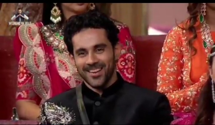 Literally his reactions when ashnoor is doing his mimicry 😭🥀✨.

#abhishekbajaj #abhinoor #biggboss19
