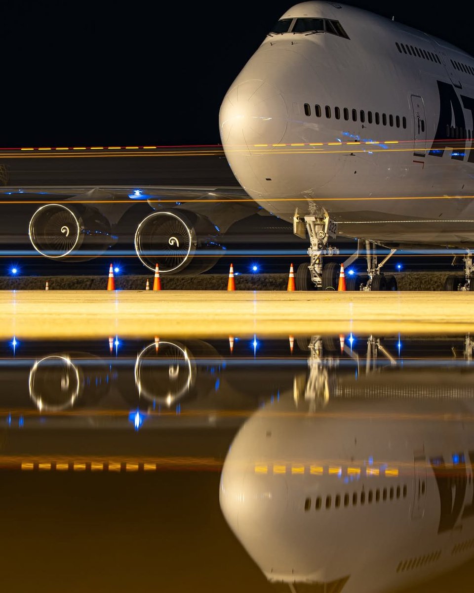 Reflection, connection, and the power of flight. 💙✈️ Always moving the world forward — one journey at a time.  🌙🌍
#AtlasAir #AlwaysMoving