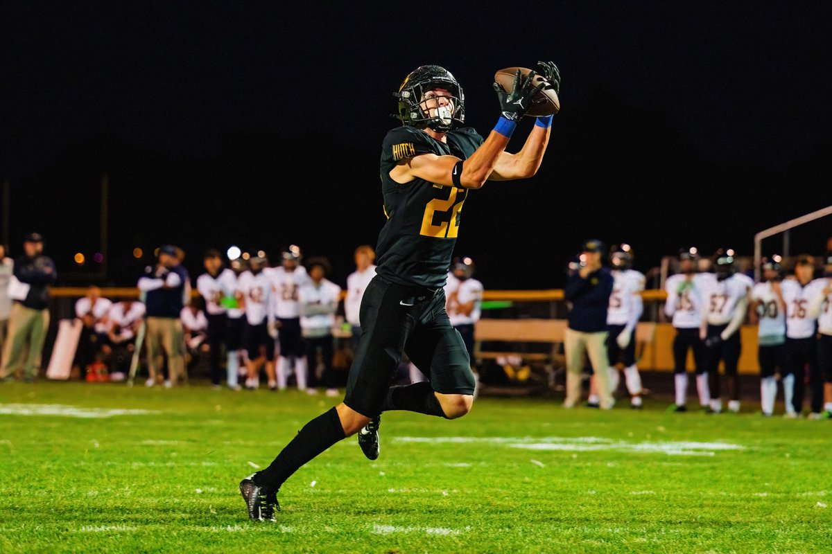 Gallery from <a href="/TigerNation_FB/">Hutch Tiger Nation</a> 's game on Friday are now available in the gallery.  Great win fellas!
rdbphotography1.shootproof.com/gallery/275849…
<a href="/HutchActivities/">Hutchinson HS Activities Department</a>