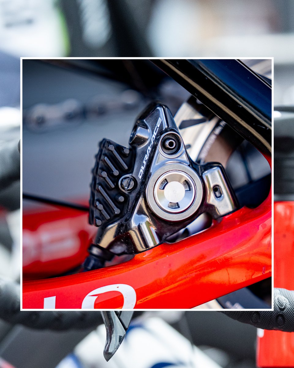 RideShimano's tweet image. The right brakes will light up your ride. Those with DURA-ACE understand 🚲

#ShimanoRoad