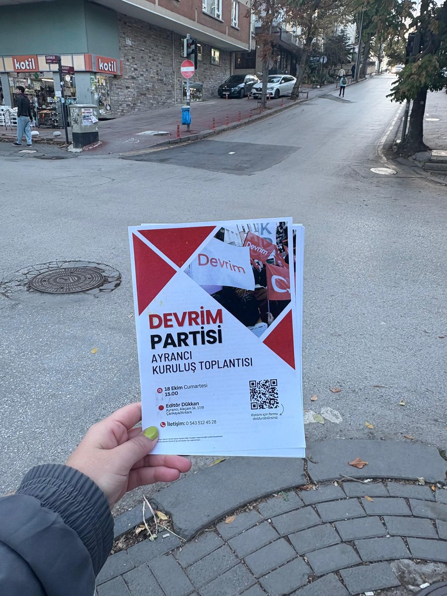 DHAyranci's tweet image. 📢 Devrim Partisi Ayrancı Kuruluş Toplantısı&apos;nın bildirilerini Güvenlik Caddesi&apos;nde dağıttık. Tüm Ayrancılıları kuruluş toplantımıza bekliyoruz.

🗓 18 Ekim Cumartesi 

📍Editör Dükkan

⏰️ 15.00