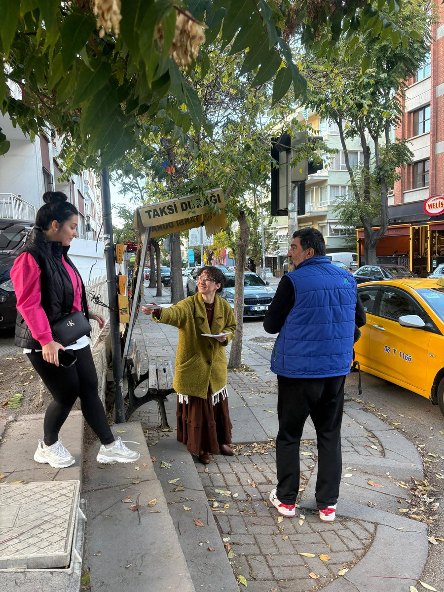 DHAyranci's tweet image. 📢 Devrim Partisi Ayrancı Kuruluş Toplantısı&apos;nın bildirilerini Güvenlik Caddesi&apos;nde dağıttık. Tüm Ayrancılıları kuruluş toplantımıza bekliyoruz.

🗓 18 Ekim Cumartesi 

📍Editör Dükkan

⏰️ 15.00