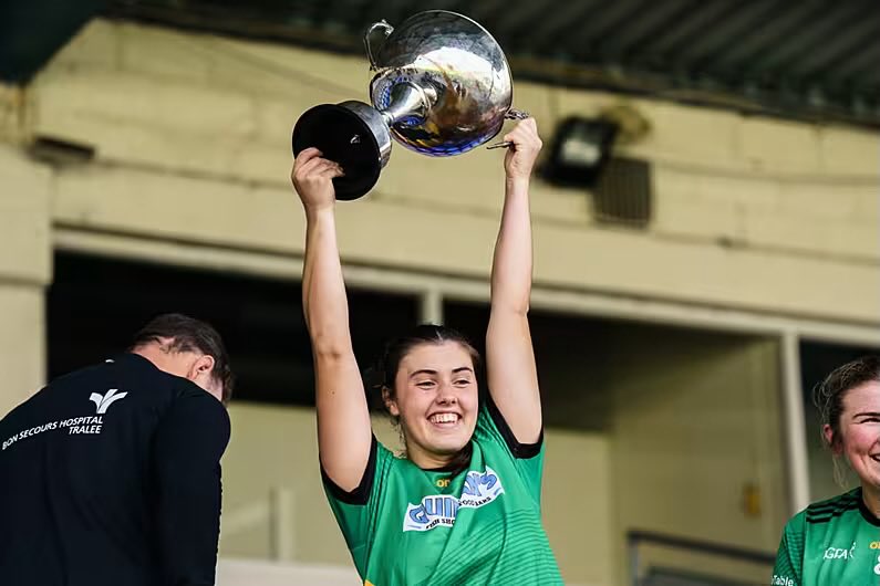 County Championship Winners 2025💚💛 
Well done to the management Dan, Paul, Lisa, Katie, Marie and all the girls🎉
Thanks to all our supporters along the way🙌🏼