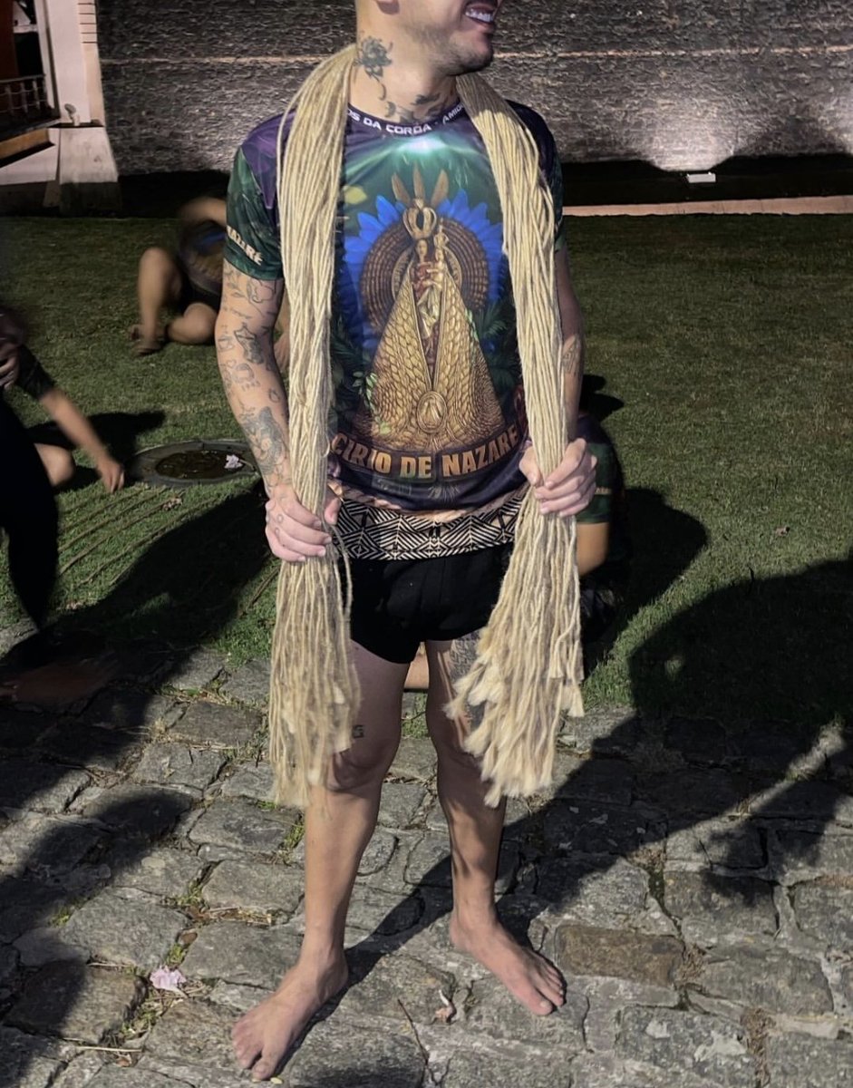 eguathi's tweet image. Foi o que eu pensei quando vi essa foto no insta