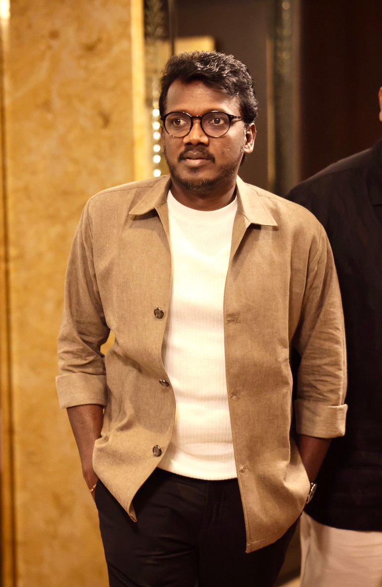 venujitheboss's tweet image. The man who brings depth and meaning to every frame Director #MariSelvaraj is here at the #BisonKaalamaadan Pre-release event ✨

Film grand release on October 17th! 💥

@teamaimpr