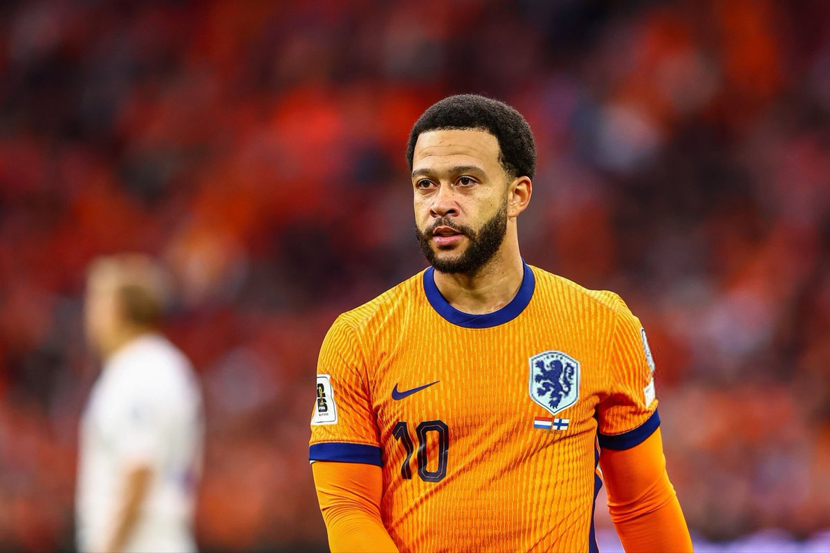 lnstantFoot's tweet photo. Memphis Depay devient le MEILLEUR PASSEUR de l’histoire des Pays-Bas avec 35 PASSES DÉCISIVES ! 🎯🇳🇱

Il est également le MEILLEUR BUTEUR de l’histoire de la sélection avec 53 réalisations ! ⚽️ https://t.co/Z1hryYpoCe