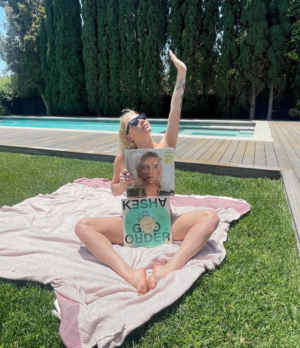 bayasuxx's tweet image. 