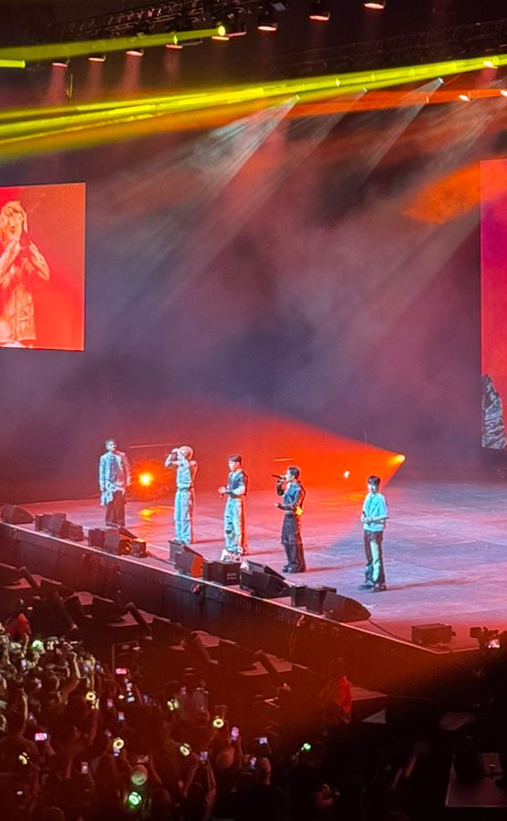 redrawx7 (@redrawart7) on Twitter photo Finally, SAW them live! They are very talented with a strong confident presence. Production and W3 was really good, very prepared, organized. Stell was vocally stable, the stamina of these boys are impressive.
SB19 BEDAZZLES DUBAI
<a href="/SB19Official/">SB19 Official</a>
#SB19 #SaWWorldTourDubai Finally, SAW them live! They are very talented with a strong confident presence. Production and W3 was really good, very prepared, organized. Stell was vocally stable, the stamina of these boys are impressive.
SB19 BEDAZZLES DUBAI
<a href="/SB19Official/">SB19 Official</a>
#SB19 #SaWWorldTourDubai