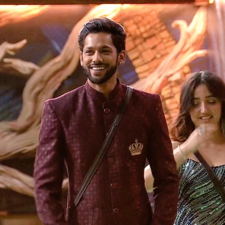 AFTER a long Time, SOMETHING FINALLY WENT RIGHT FOR BASEER

&amp; HE'S ’s GENUINELY HAPPY ♥️😭

Mark my words, The Game That Begins From Here for Baseer will end straight at the trophy! 🏆🔥

<a href="/ColorsTV/">ColorsTV</a> . <a href="/BiggBoss/">Bigg Boss</a>
#BaseerAli #BiggBoss19 . #BB19