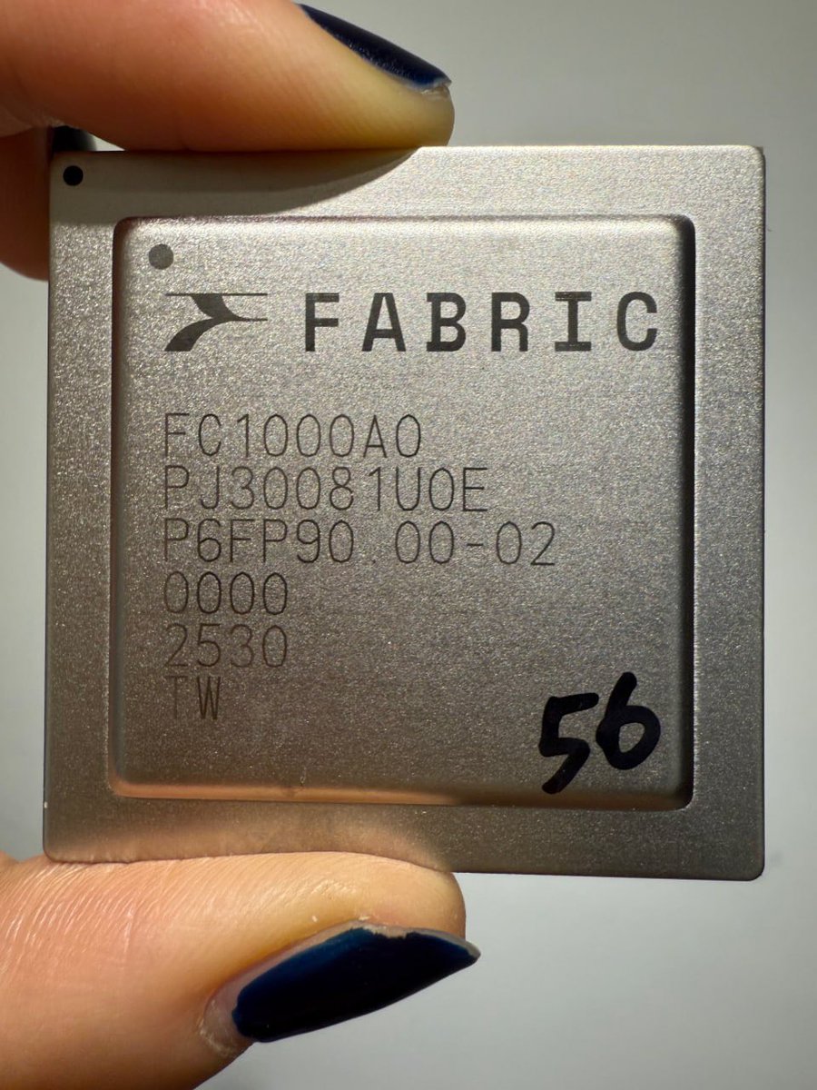 gaoist's tweet image. Custom chips for ZK are key to scaling, both in terms of supply and economics. That&apos;s why we built the VPU at @FabricCrypto: so great builders can do what they do best, without worrying about hardware limits. Part of our early vision &amp;amp; why @vnovakovski is an investor. 

We&apos;ll be…