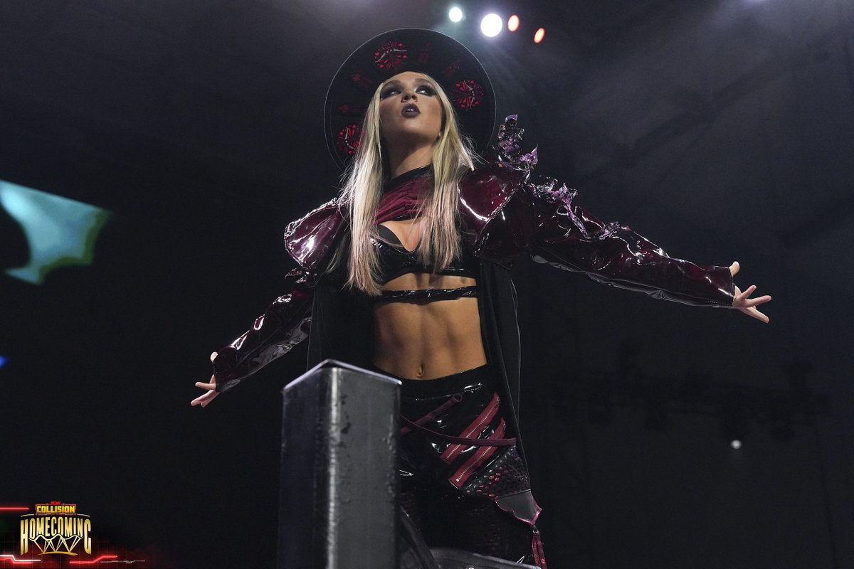 Julia Hart COM | Julia Hart Fansite tweet media