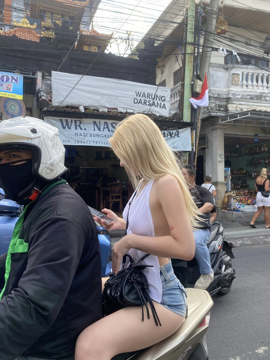 Şöför hayatıyla çelişiyor