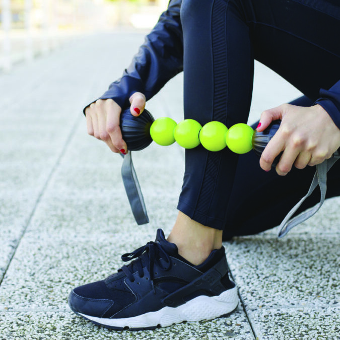 WellBeingMD's tweet image. Train hard, recover harder 💤💪. Foam rolling + mobility + sleep = the ultimate performance trifecta. #RecoveryDay #SmartTraining ideafit.com/recovery-routi…