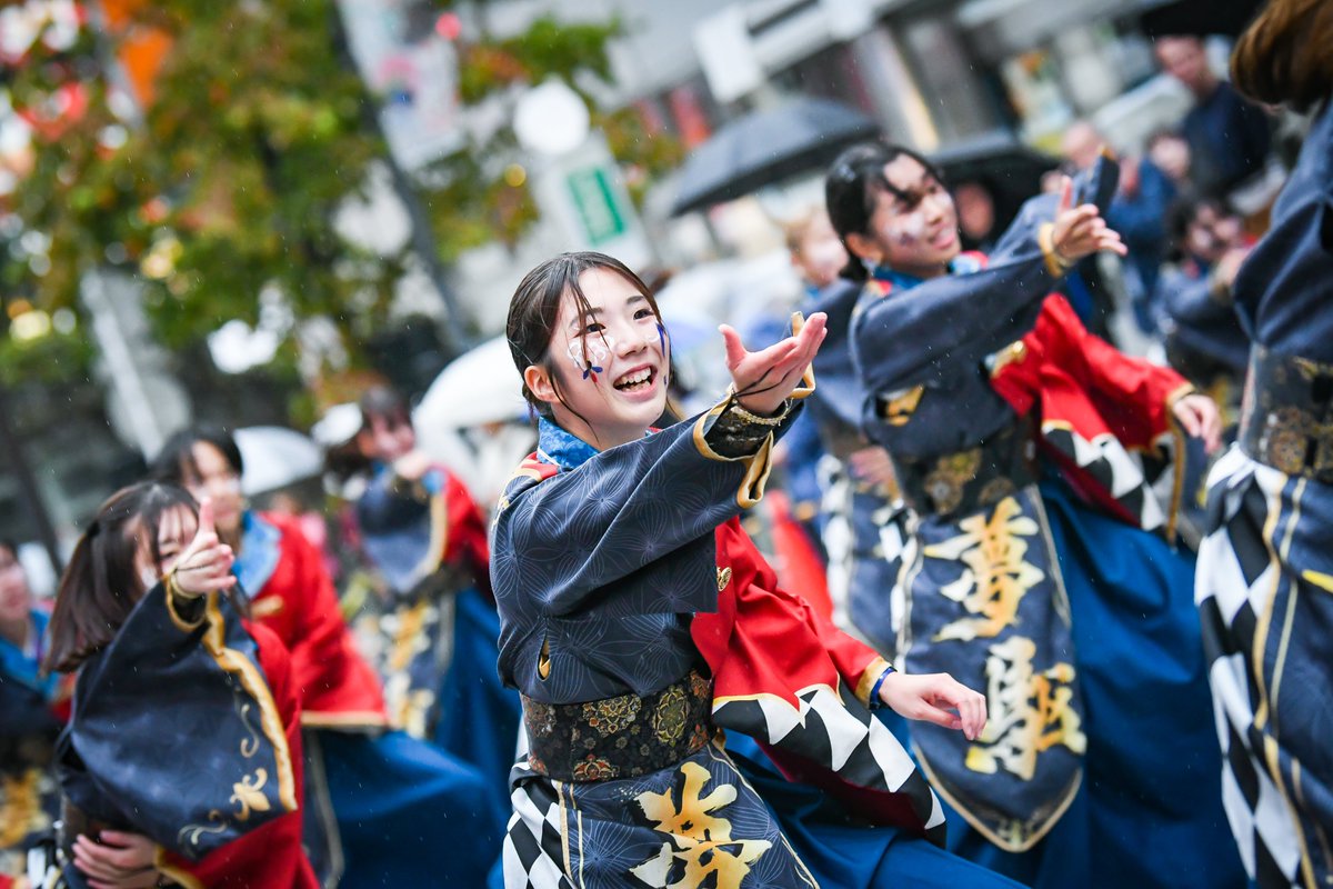 haruyosa23's tweet photo. 第26回 東京よさこい・前夜祭
学生よさこいチームおどりんちゅ
10.11 アゼリア通り会場 (3/3)

#東京よさこい #おどりんちゅ https://t.co/dqE7VB7UC6