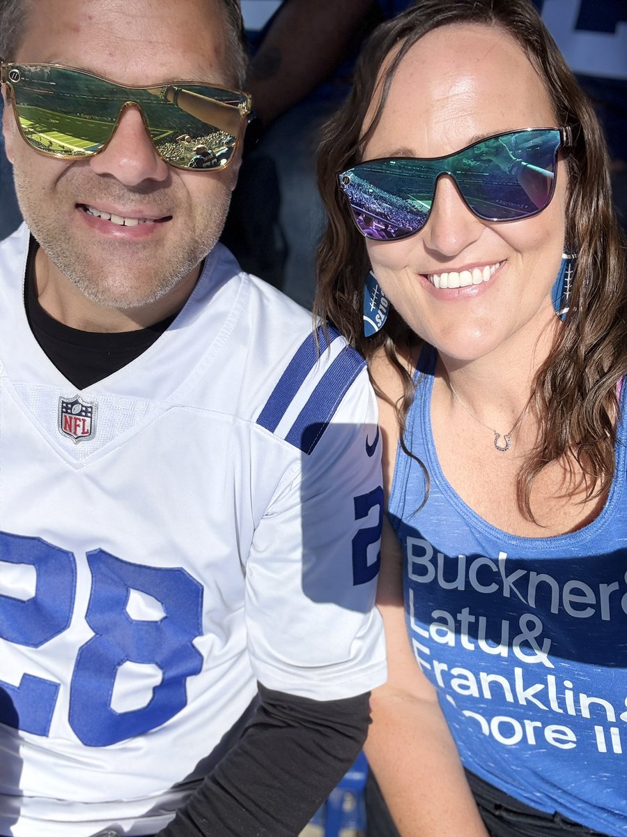 jchap_06_'s tweet image. Go Colts!!!! #ForTheShoe #WinForJim #ForTheBoss #ARvsIND
