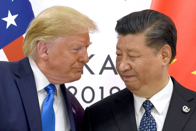 💥BREAKING

🇺🇸🇨🇳 PRESIDENT TRUMP SAYS “DON’T WORRY ABOUT CHINA, IT WILL ALL BE FINE.”

HE ADDED THAT XI JINPING “DOESN’T WANT A DEPRESSION FOR HIS COUNTRY, AND NEITHER DO I.”