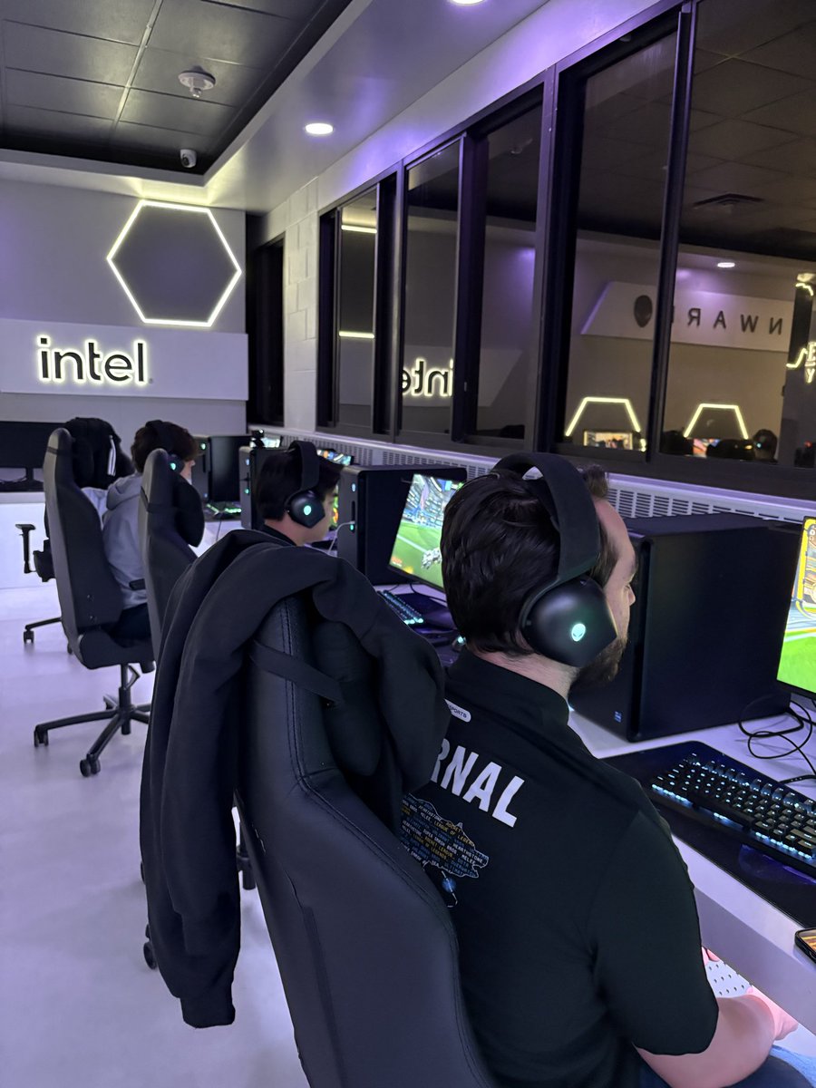 ashley tsao tweet media