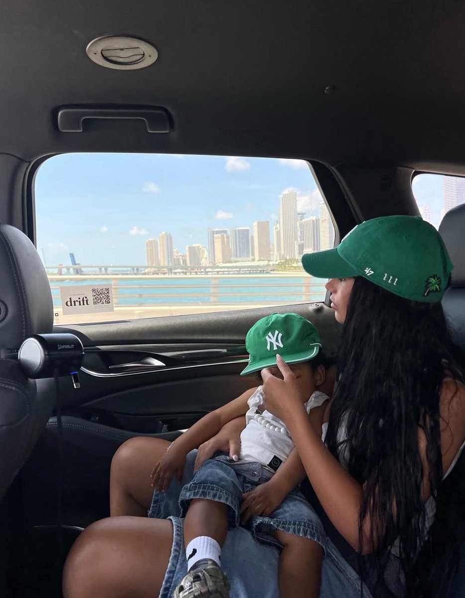 Blessed (@idblessd) on Twitter photo 