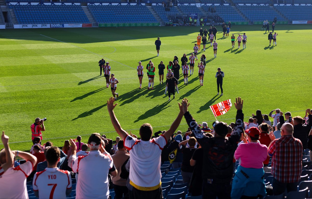 FC_Leo7's tweet image. Excellent team performance from @SaintsFCWomen, responding from 2-0 down to turn the game around and win 5-2 against Portsmouth. The Fans were incredible from start to end.

The South Coast is Red 😇❤️🤍

#SaintsFC #SaintsFCWomen #SFCWSG