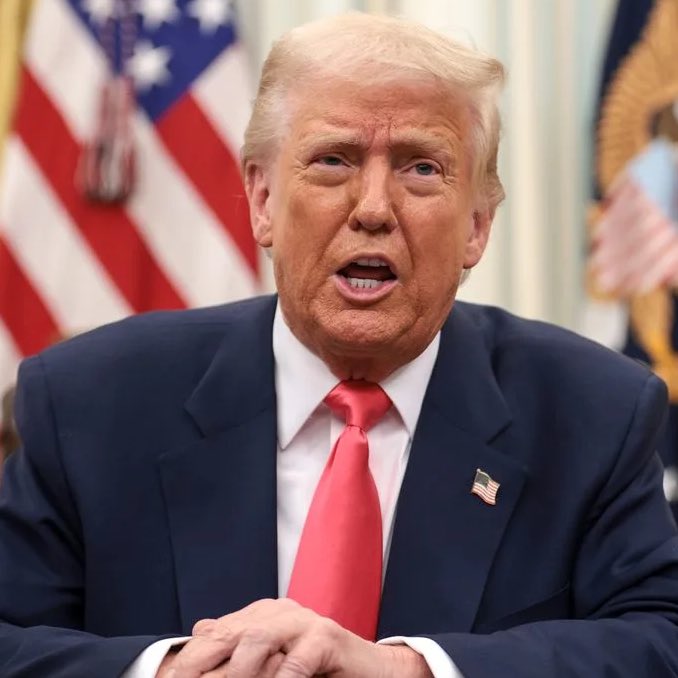 WhaleInsider's tweet photo. JUST IN: 🇺🇸🇨🇳 President Trump says tariffs on China are "still the plan" for November 1st. https://t.co/PO8LwjjEpS