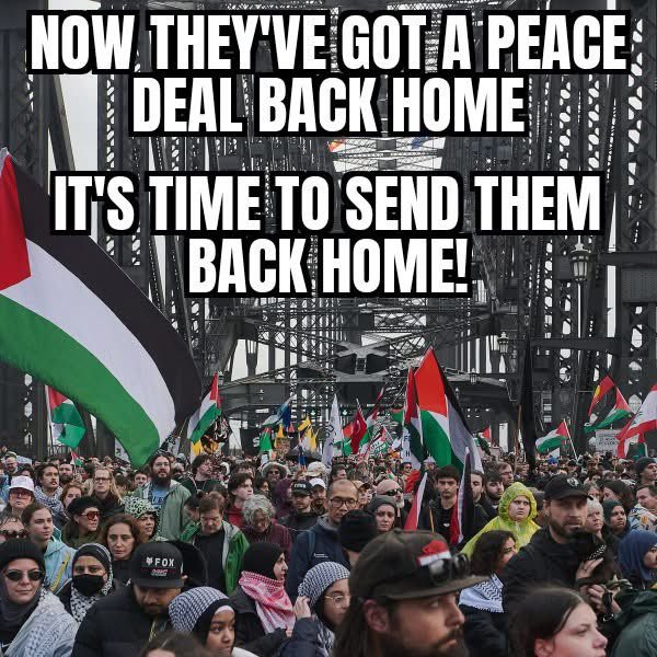 Joey1800callme's tweet image. A clear message from AUSTRALIA:
GO BACK!!!
And take all your retarded supporters with you….
You have proven you don’t want to FIT IN, and that you HATE AUSTRALIA….
So the only thing left to say….sincerely from Australia is FUCK OFF!!! 🖕