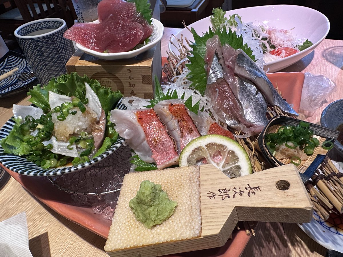 引っ越し前に行きつけのスナックのママにご馳走してもらった...

やっとこれで夜も早く帰宅できる
と思った矢先、引越し後に中国出張...

まだまだ完全引っ越しは終わらんな...