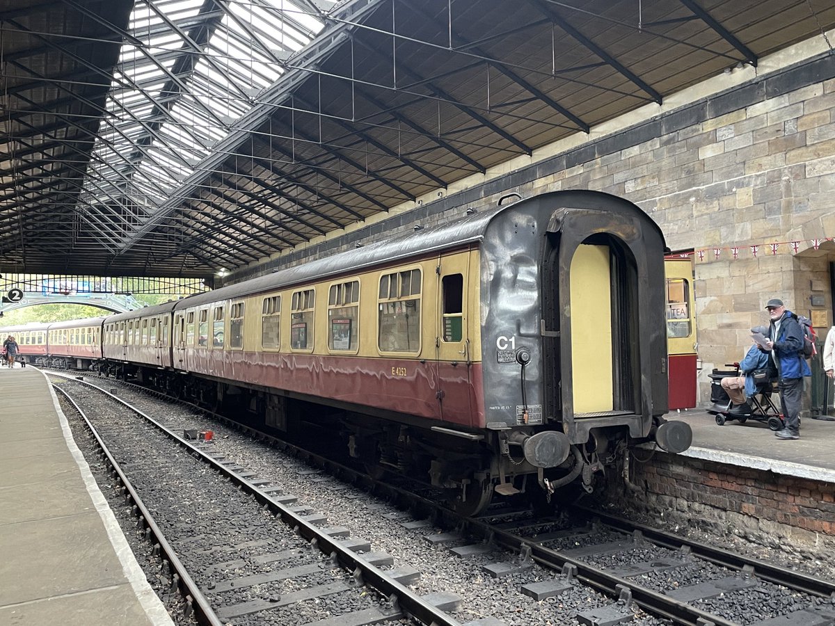 よこさんの英蘭独旅行 【ノースヨークシャームーア鉄道①】 イギリス