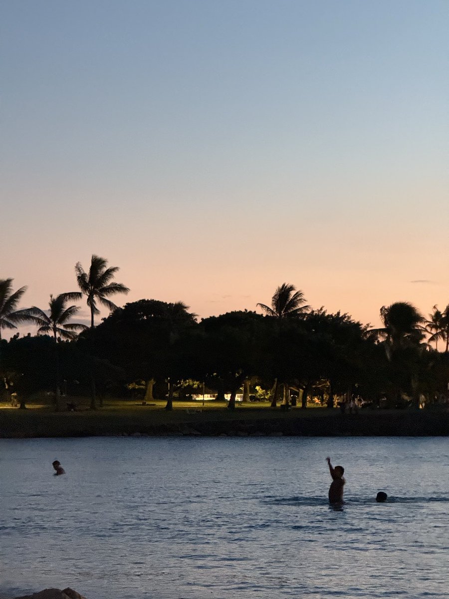 myweeego's tweet image. 하와이는 하와이네요