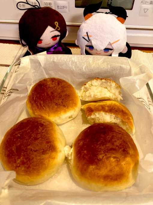 想定とはちょっと違うけど、一応焼けました ドライイースト少なかったかなあ もっとふかふかさせたい…