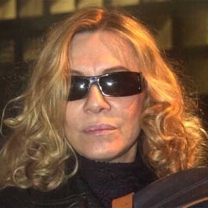 Pior q a Madonna tá a cara da NazaréKAKAKAK