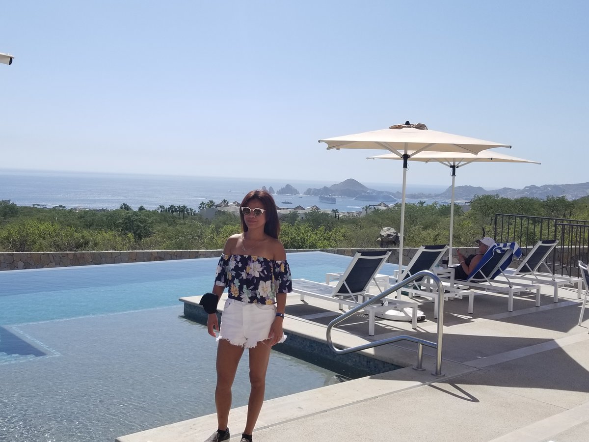 Myth: Canadians can’t own property in Mexico.

Fact: Yes, you can — through a bank trust (fideicomiso) or a corporation. The key is using the right structure and trusted legal guidance.