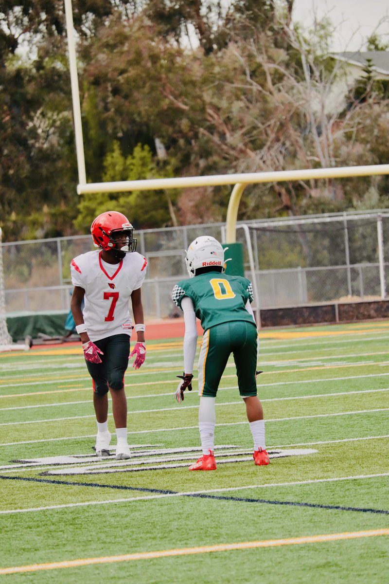 No FlyZone🙅‍♂️

#DefensiveBack
#DB
#Locksown
#NoFlyZoneBallHawk

<a href="/PrepRedzoneCA/">Prep Redzone California</a> <a href="/RivalsCamp/">Rivals Camp Series</a> @SDFootball @NXGN_Camp @DBPrecisio