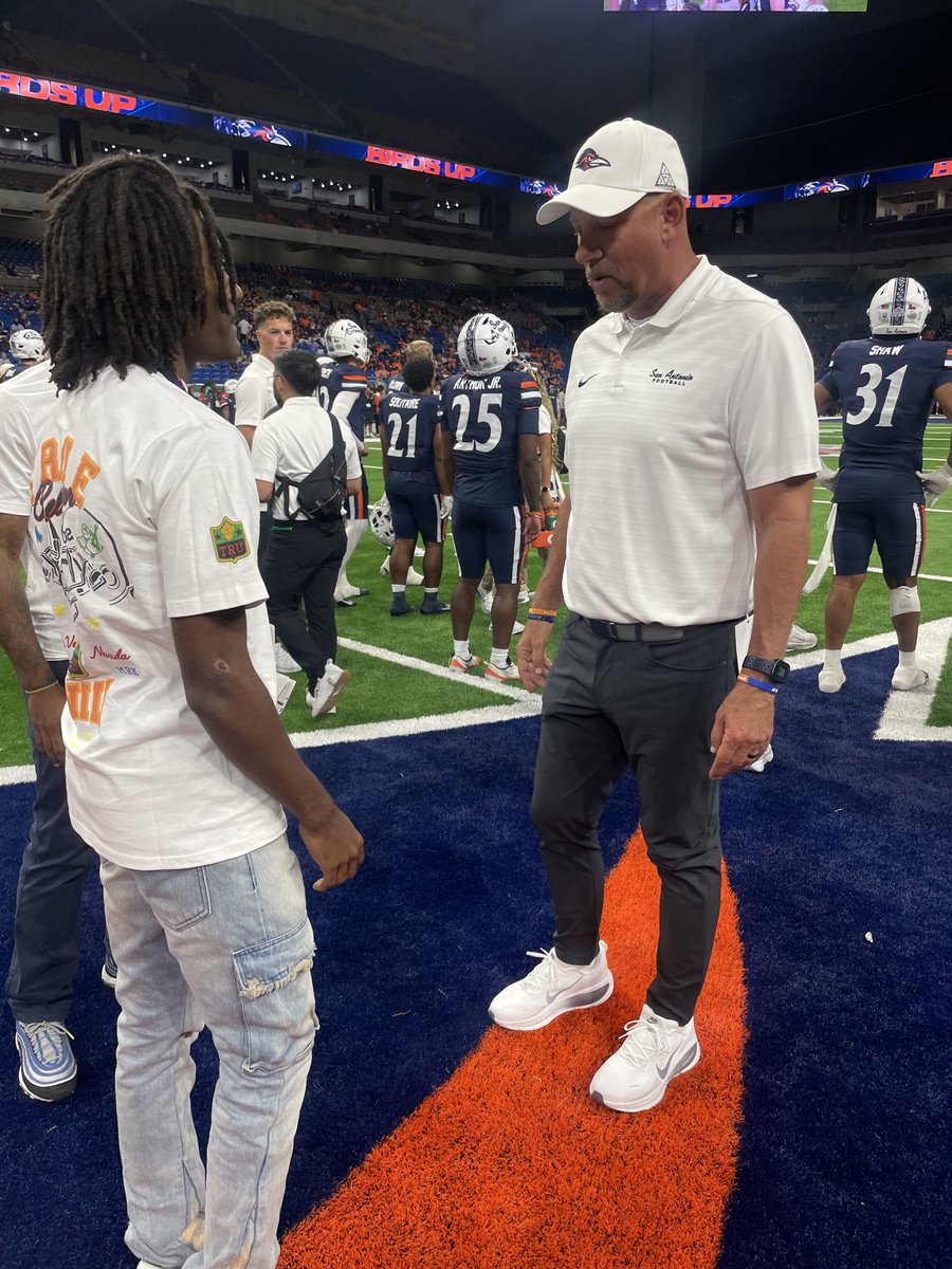 Ayyy2.zero tweet media