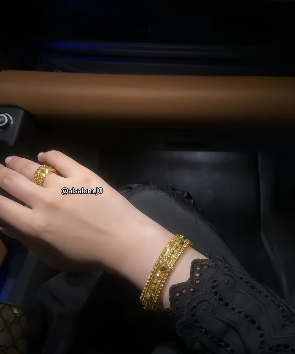 عالم المجوهرات tweet media