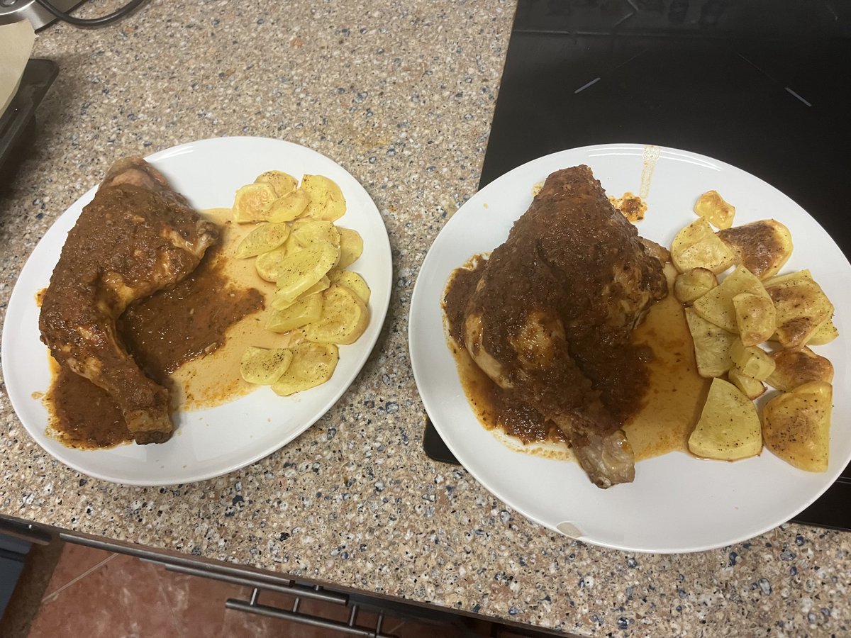 ndiaghost's tweet image. Hice la cena y le compré el battlefield 6 a mi novio