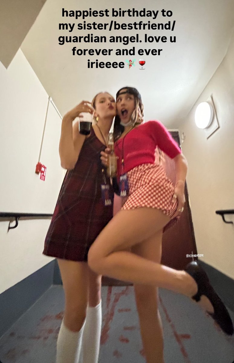 gutsworldtour's tweet image. Bffs sharing clothes aww