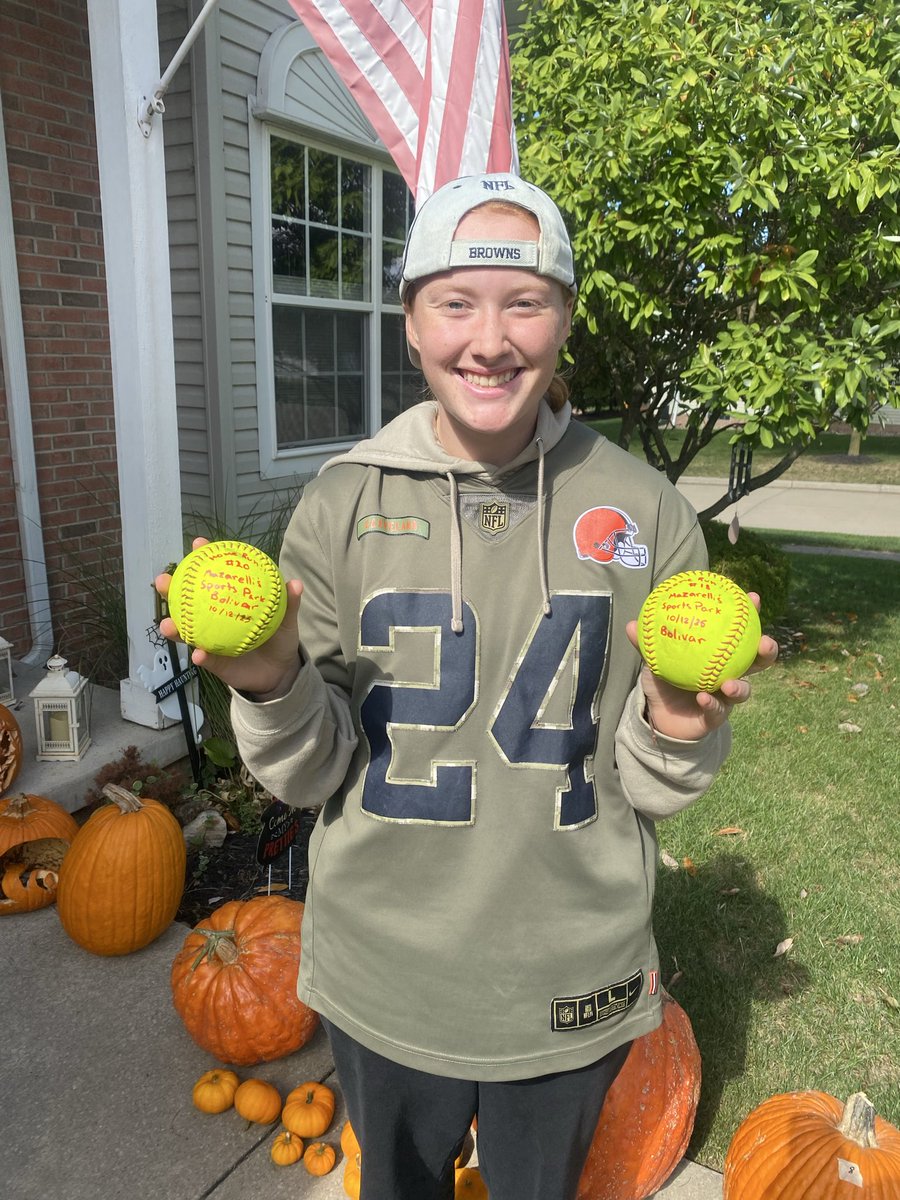 Congrats to <a href="/RBurbules97907/">Rowan Burbules</a> on hitting 3 HRs 💣💣💣 today <a href="/d1fastpitch1/">D1 Fastpitch</a> super select!! 💪🥎🔥