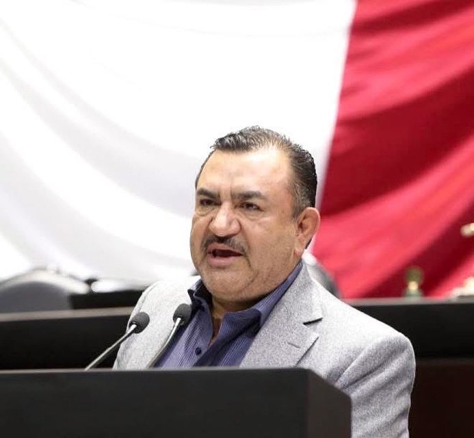 Trabajar siempre con un solo objetivo: el profundo amor por nuestro querido Chihuahua.

¡Saludos mi gente, que tengan un excelente domingo!

#TonyMelendez #DiputadoFederal #QuintoDistrito #CamaraDeDiputados #DiputadosPRI