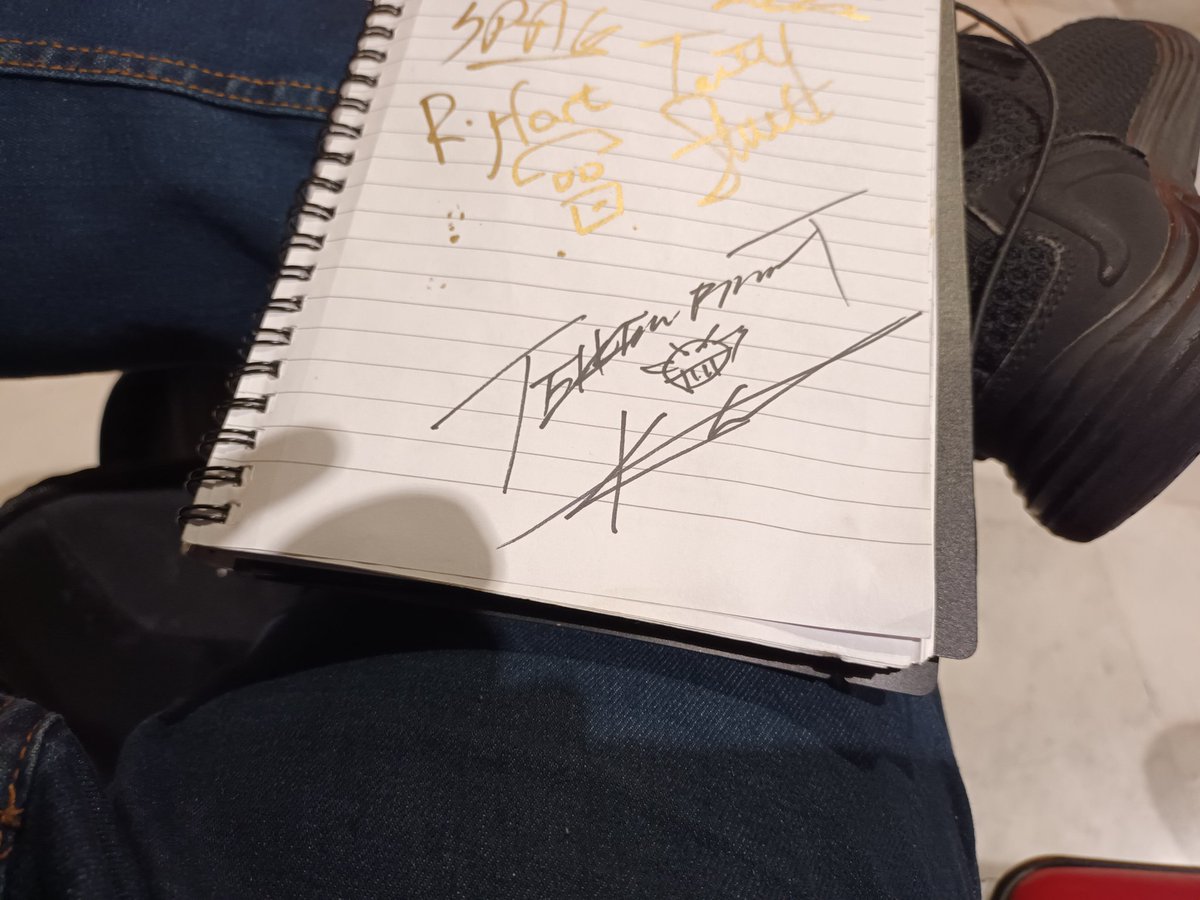 DatBrutilus's tweet image. Evo was amazing! Didn&apos;t get to meet everyone I planned on but there&apos;s always next time! Day 2 evo next time! GGs KingRayJr and Mucaca55! I will have my runbacks :)