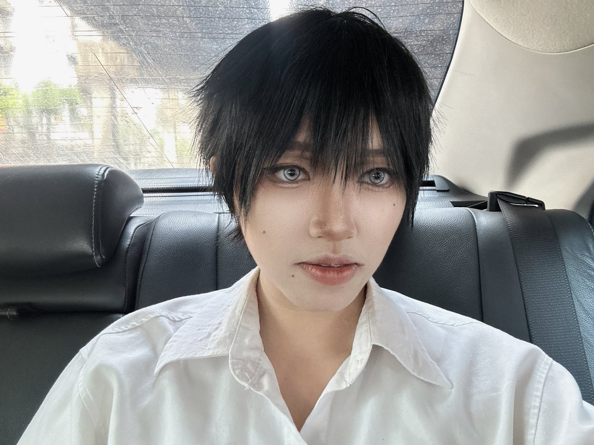 Merumel00's tweet photo. งานหนังสือ 2 วัน 2 มู้ด😆 https://t.co/wN0QdCzAAZ
