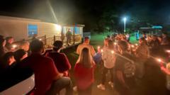 TOPXNews's tweet image. Devastated small town in Tennessee mourns the tragic loss after an explosives factory blast. 💔 In an instant, lives changed forever. Our hearts are with the affected families and community. Let&apos;s support them in this tough time. 🙏 #TennesseeStrong #Com… ift.tt/AXjZfFg
