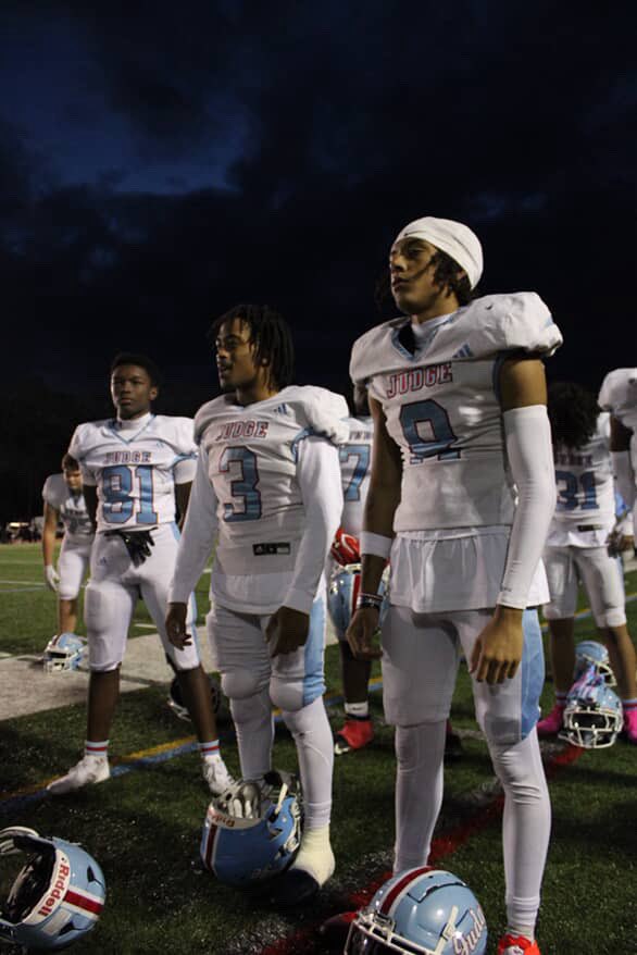 PeytonPL8's tweet photo. Peyton Perez-Lopez
6’0 160 Hybrid DB
Class of 26’
Check out my midseason film!
https://t.co/N7ZvKgNPN4 https://t.co/x4PNImb8K6