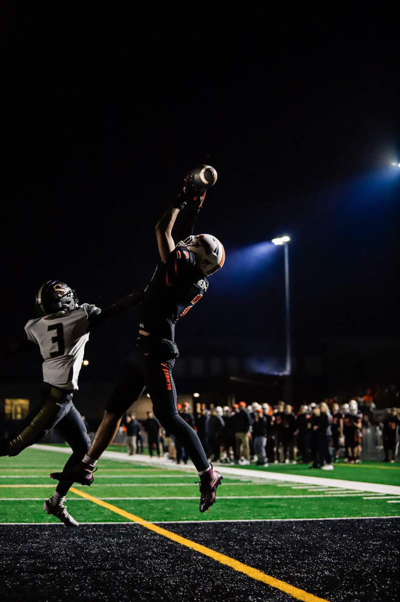 Oliver Luebkert (@oliverluebkert_) on Twitter photo Week 1-6 ‼️
16 TDS (#1 in 6A)
61 Catches (#1 in 6A)
980 Receiving Yards (#1 in 6A)
1,332 All Purpose Yards 
Film Week 1-3 💥⬇️
hudl.com/v/2SkFM4
Film Week 4-6 💥⬇️ 
hudl.com/v/2SxSAk Week 1-6 ‼️
16 TDS (#1 in 6A)
61 Catches (#1 in 6A)
980 Receiving Yards (#1 in 6A)
1,332 All Purpose Yards 
Film Week 1-3 💥⬇️
hudl.com/v/2SkFM4
Film Week 4-6 💥⬇️ 
hudl.com/v/2SxSAk
