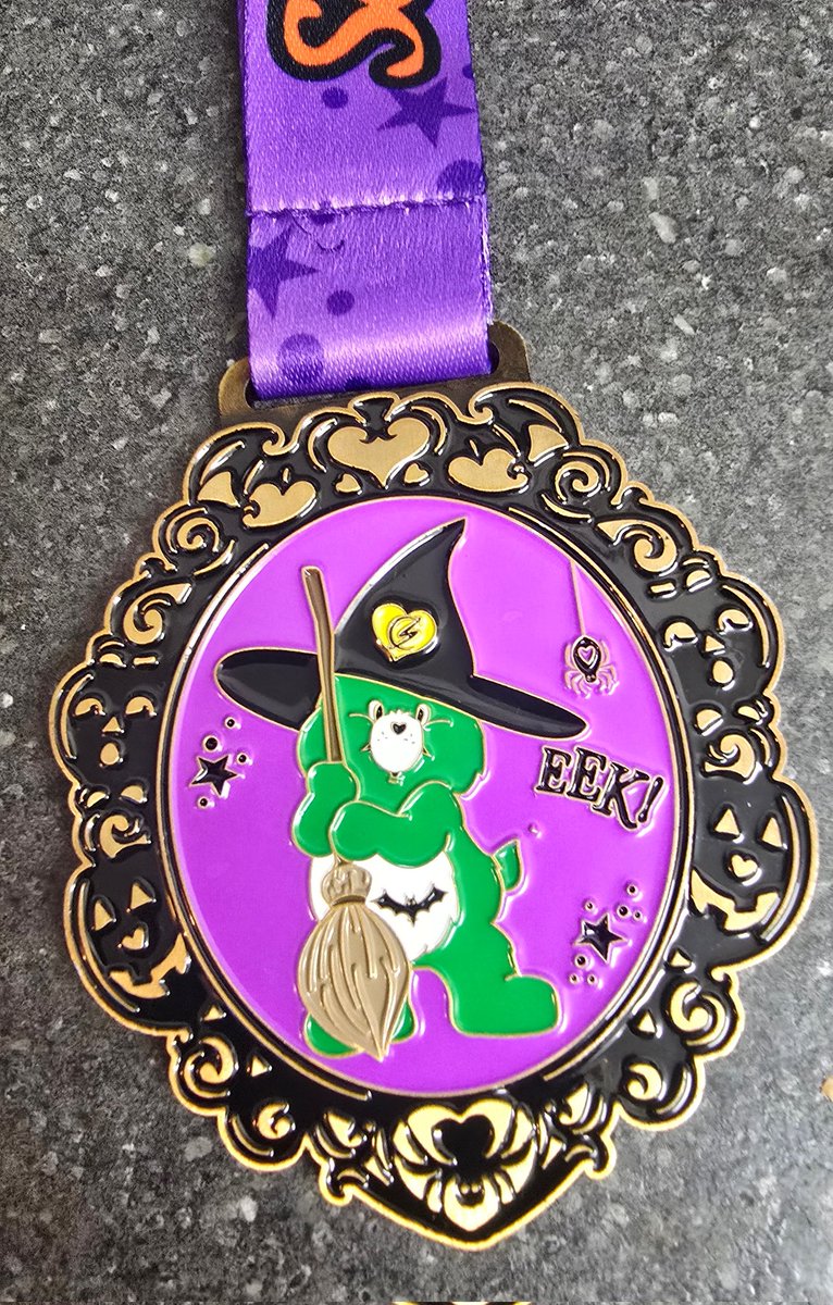 IanSpriggs4900's tweet photo. Scare Bear Marathon 
By Saturn Running at Herrington Country Park. 

Best run for a long time. https://t.co/XxVy1gsyEy